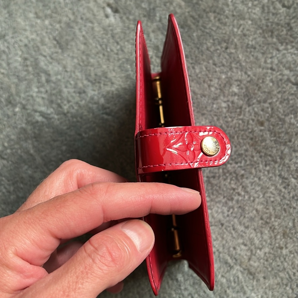 Louis Vuitton Authentic Red Vernis PM Agenda LIKE NEW - Picture 10 of 10